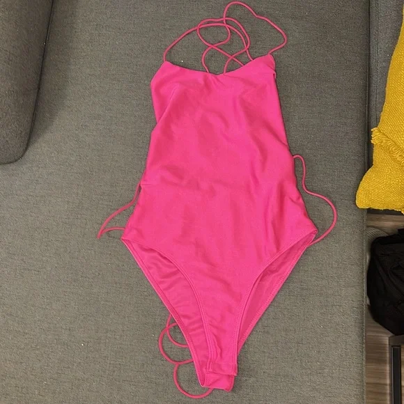 Hot pink bodysuit - Picture 1 of 2